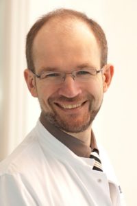 Will mit dem Projekt Transregio (SFB TR) 156 die Erforschung inflammatorischer Hauterkrankungen vorantreiben: PsoNet-Heidelberg-Sprecher Prof. Alexander Enk. - © A. Enk